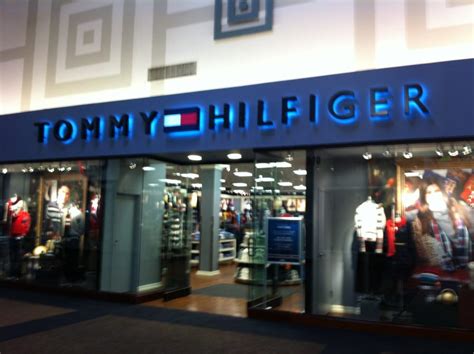 tommy hilfiger outlet store locations